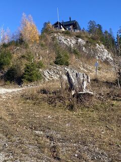 Fotografija s spletne strani Hermi_Loidl na poti