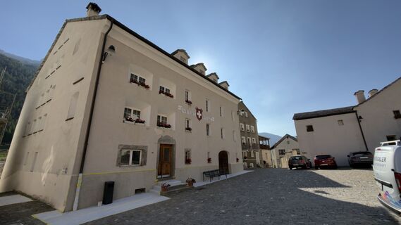 Fotografija s spletne strani Peter Burki na poti