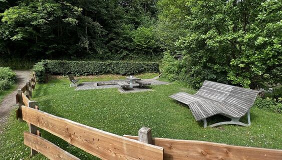 Tretbecken im Hagen in Fleckenberg
