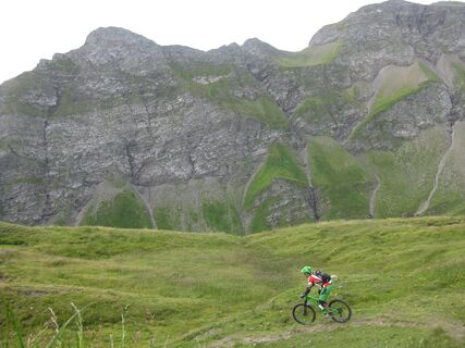 Abfahrt ab der Pizolhütte zur Alp Lasa