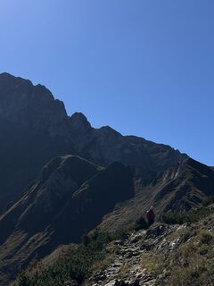 Fotografija s spletne strani Emilia Klingenberg na poti