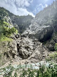 Fotografija s spletne strani RoTh-EF na poti