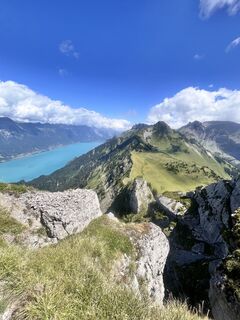 Fotografija s spletne strani Nicole Christinat na poti