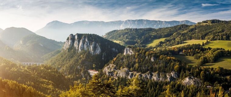 Blick auf die Semmeringeisenbahn