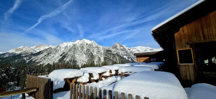 Fotografija s spletne strani Agne B na poti