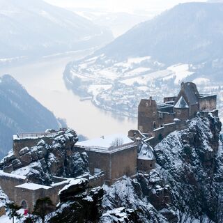 Ruine Aggstein_Winter-c-Lachlan Blair