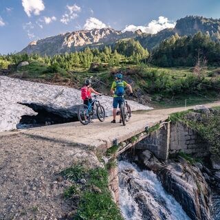 Alpi Bedretto Bike