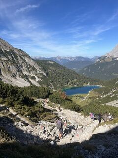 Fotografija s spletne strani Verena Haßler na poti