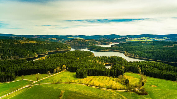 Talsperre von oben