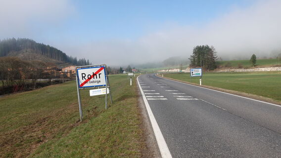 auf der B21 Richtung Garhof
