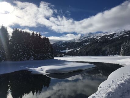 Verschneiter Heidsee