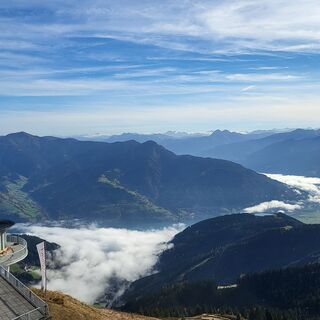 Aussicht von der Terrasse des Berghotels Schmittenhöhe