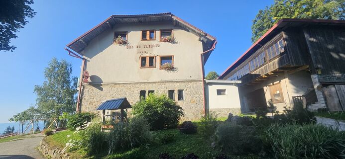 Fotografija s spletne strani Mateja Rečnik na poti