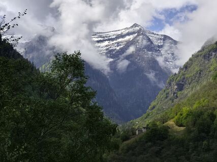 Fotografie z Guido Lovati na trase