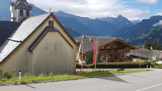 2.9 km Gasthof Schulhaus
