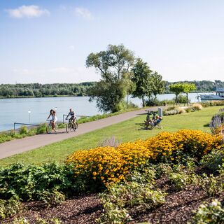 Radfahrer an der Picknickwiese Tulln