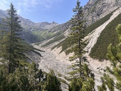Fotografie de la Florian Grund de-a lungul turului