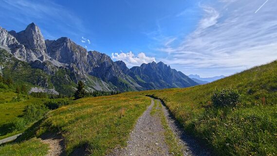 Fotografija s spletne strani Matteo Pirola na poti