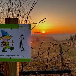 Familienspaziergang mit dem Medebacher Bergzwerg