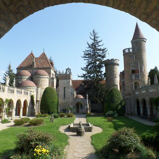 Bory-vár, Székesfehérvár