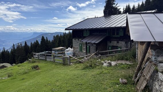 Fotografia z Daniel Härtel na trase