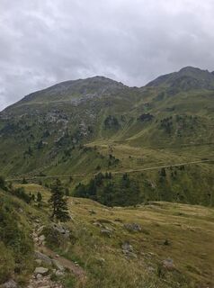 Fotografija s spletne strani 1bonomw na poti