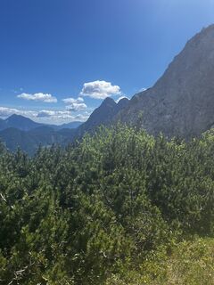 Fotografia z Akšru Urška na trase
