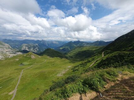 Zdjęcie z bledabua wzdłuż trasy