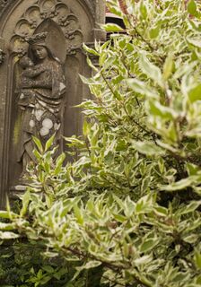 Relief an der Rückseite "Maria in den Zarten", Hinterzarten