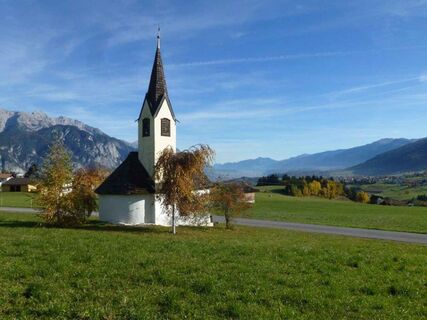 Birkhofkapelle-Herbst-Oberperfuss2048x1536PX.jpg