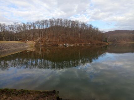 Fotografija s spletne strani Bojan Kljajić na poti