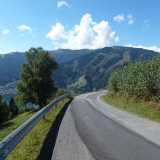 Die Abfahrt folgt dem Auffahrtsweg.