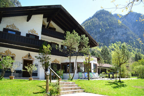 Pension Almhof Baumgarten