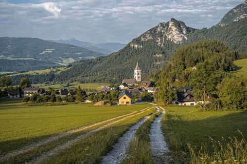 Blick auf die Ortschaft Pürgg