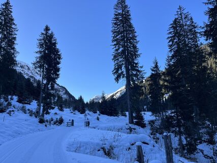 Fotografija s spletne strani Heinz Happel na poti