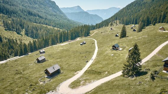 Biken Weissenbachalm_10 (c) Mountain Bike Holidays – Tobias Köhler.jpg