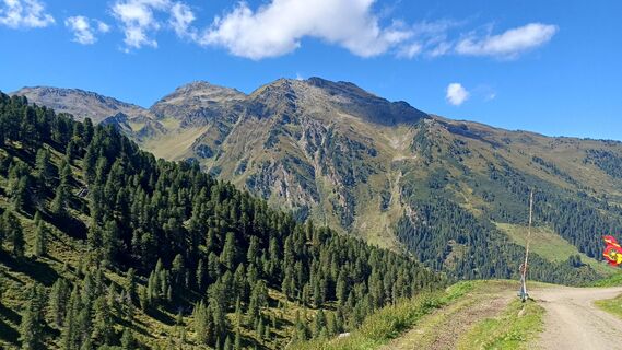 Photo de Gerald Kunar le long du parcours