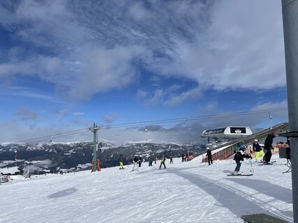 Zdjęcie z Lóránd Zsigmond Koroknai wzdłuż trasy