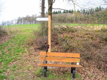 Bank Wanderweg