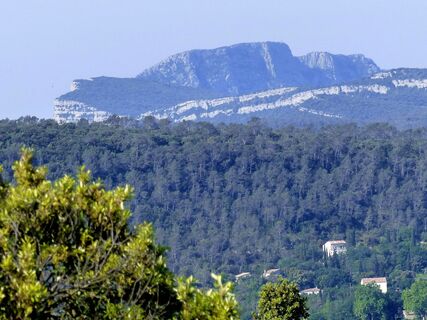 1.Blick auf den Berg Hortus und den Gipfel Saint-Loup-Daniel Leboucher