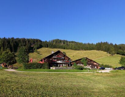 Breitenebenalm