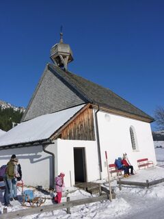 St. Leonhardkapelle (Pestkapelle) bei Kienzen