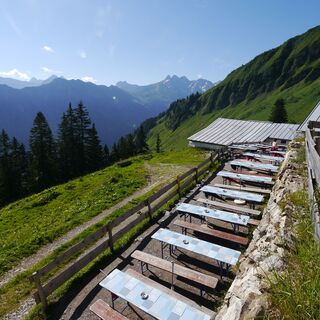 Sonnenterrasse der Sölleralpe