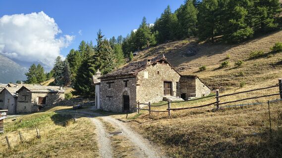 Fotografija s spletne strani bardo1313 na poti
