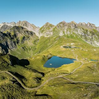 Blick zum Pizol mit Übergang Wildseeluggen und Pizolhütte