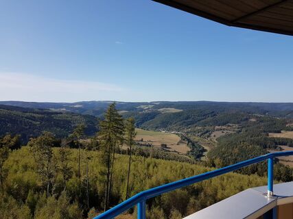 Ausblick von der Thüringer Warte ins Zoptetal