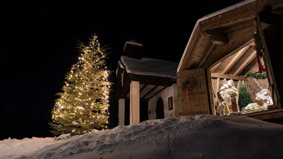 Häusererbühelkapelle in der Adventszeit