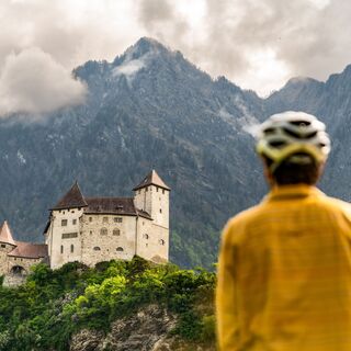 Blick auf Burg Gutenberg in Balzers