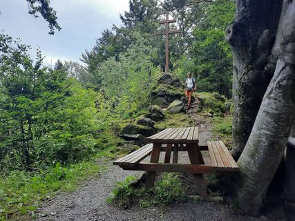 Rastplatz am Wanderweg zum Buchkogel, Stubenberg am See in der Oststeiermark
