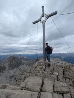 Fotografia z Tuomas Salemaa na trase